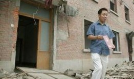 强拆民房新闻爆料怎么写