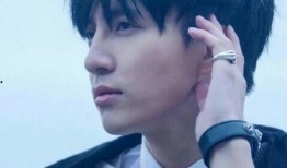 明星八卦爆料薛之谦视频,揭秘明星背后的八卦风云