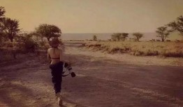 非洲狂奔在线观看,穿越草原的惊险之旅