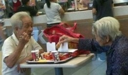 横店孙女爆料视频播放,揭秘娱乐圈幕后真相