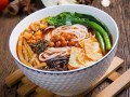 柳州螺蛳粉爆料视频,网红美食背后的故事