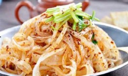 凉皮制作爆料视频,一招教你轻松学会家常凉皮